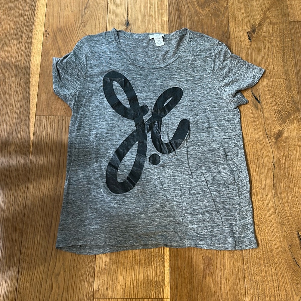 J.Crew. XL. 100% linen. T shirt. Grey JC. Good condition